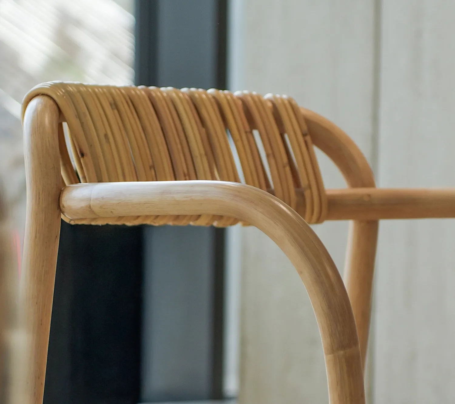 Cane-Line Bliss stol med armlæn rattan natural
