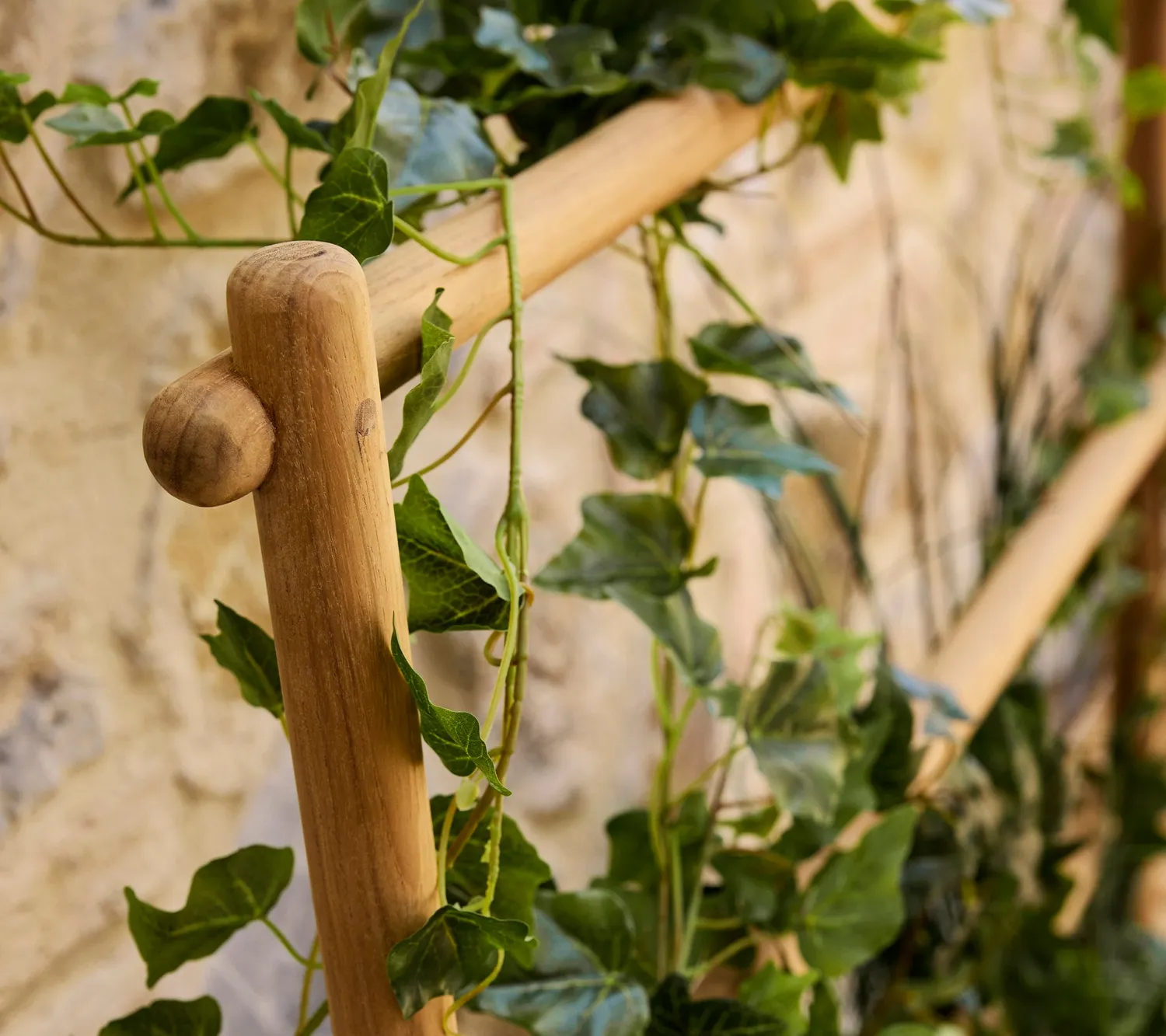 Cane-line Sticks plantekasse med espalier teak lava grey