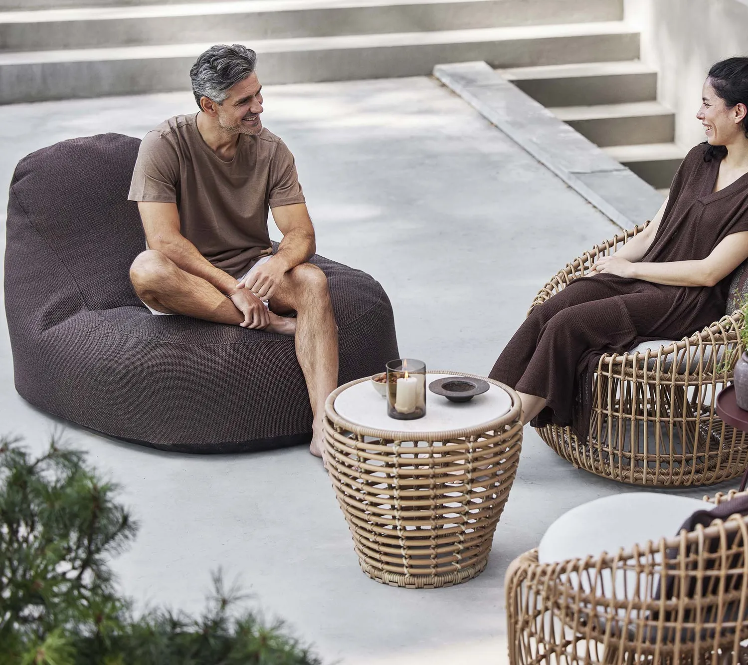 Cane-Line Cozy sækkestol mørk bordeaux Focus