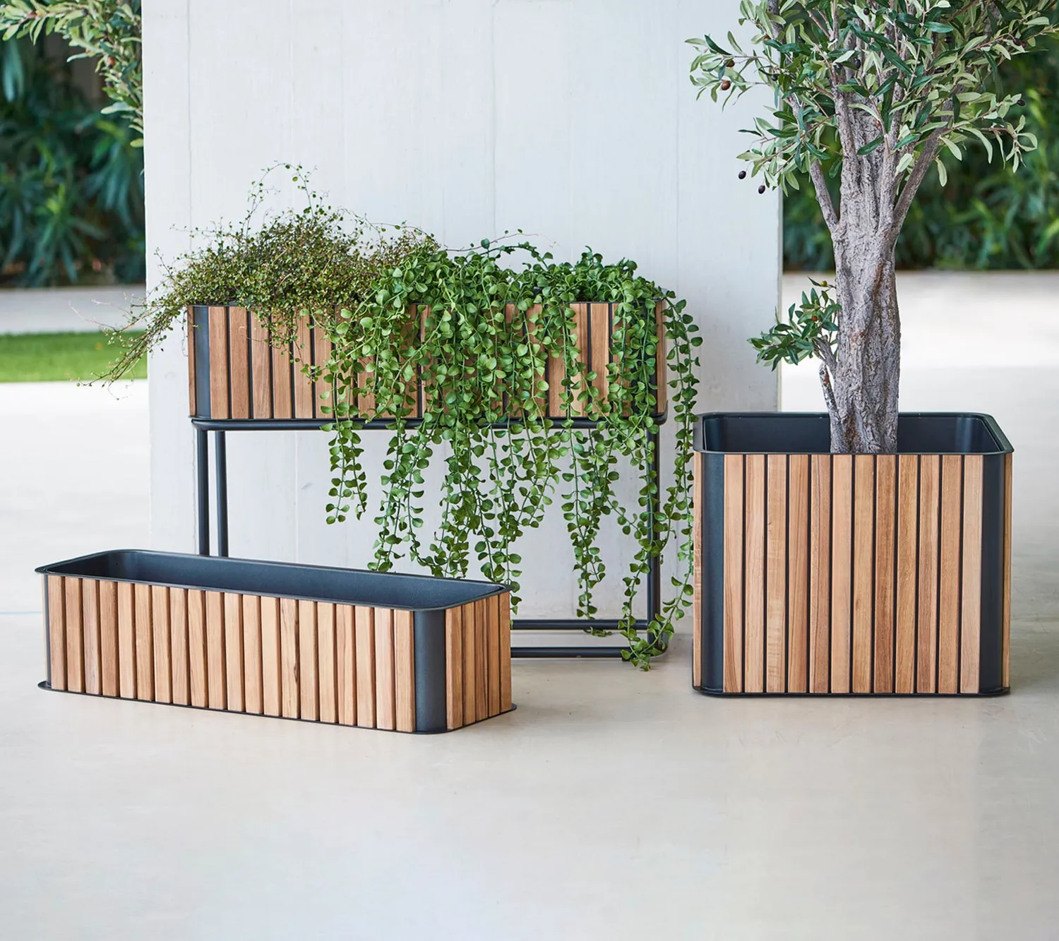 Cane-Line Combine plantekasse rektangulær teak lava grey