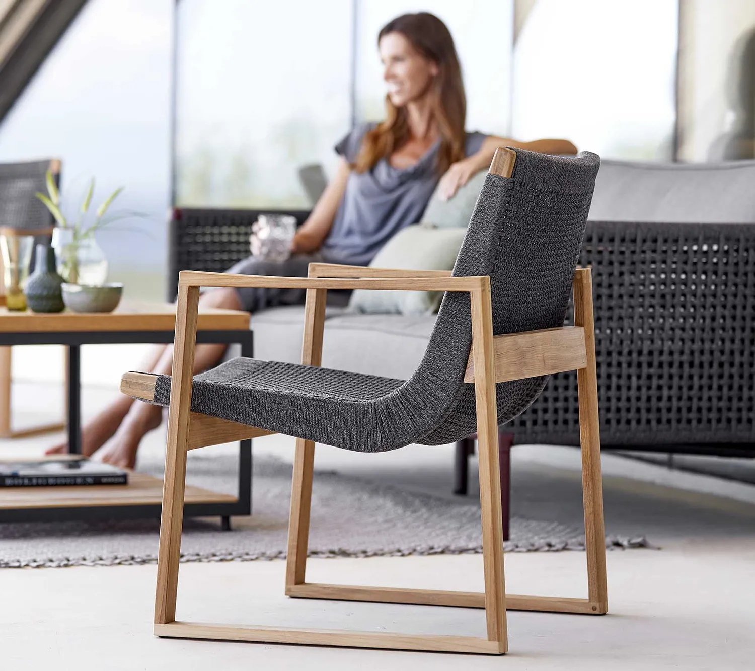 Cane-Line Endless loungestol dark grey Soft Rope teak