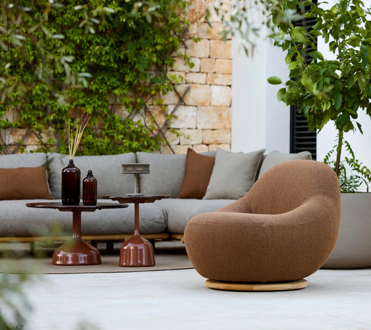 Cane-Line Gem loungestol teak sand AirTouch udendørs