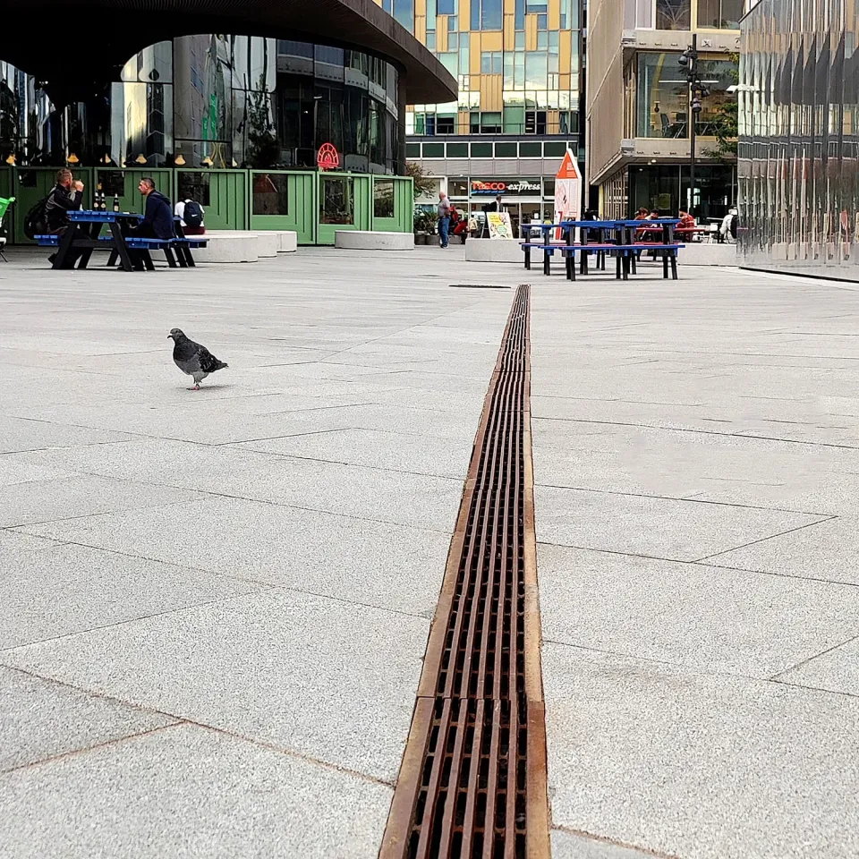 GH Form Linear linjeafvandingsrist støbejern ribbemønster