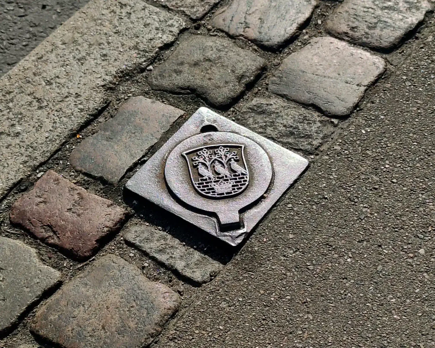 GH Form flagstangsholder støbejern 415 mm