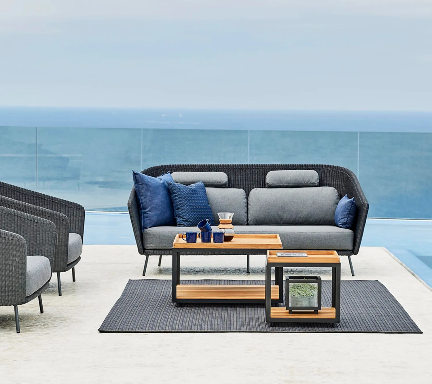 Cane-Line Level sofabord stor teak lava grey ceramic