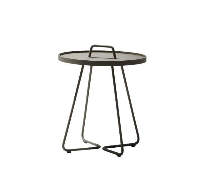 Cane-Line On-the-move sidebord stor sort aluminium med bakke