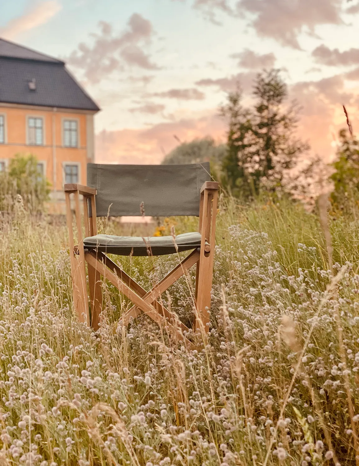 Skargaarden Kryss loungestol teak med hynde