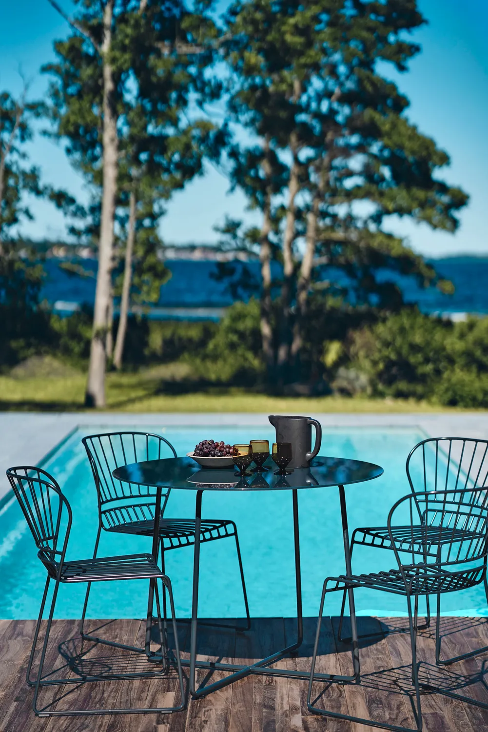 Skargaarden Resö havebord rundt 100 cm glas