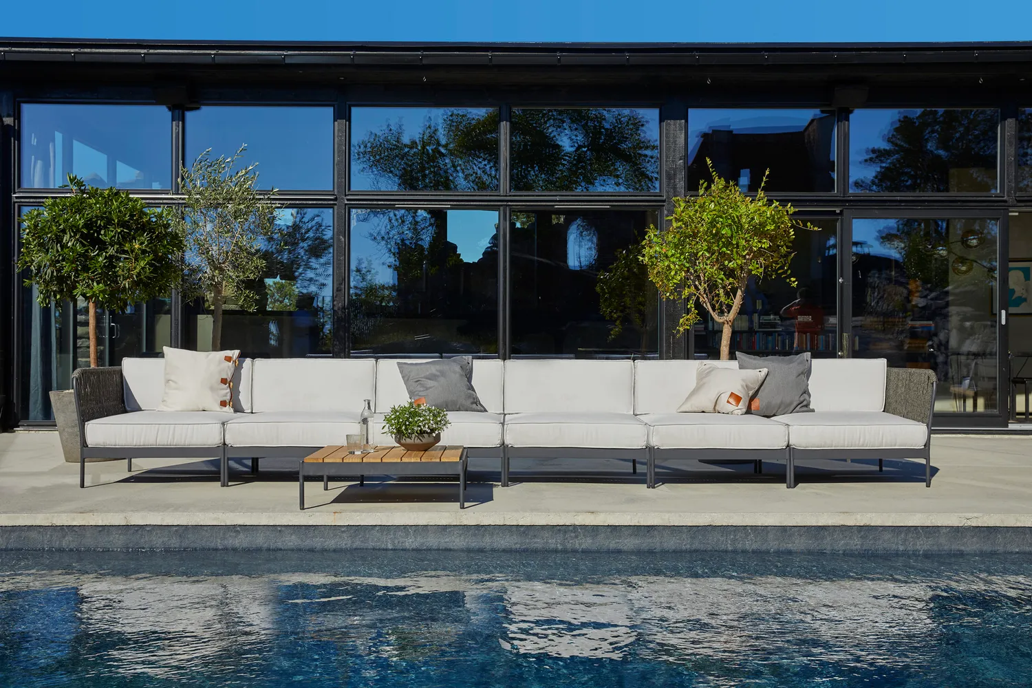 Skargaarden Lidö loungebord aluminium teakplade