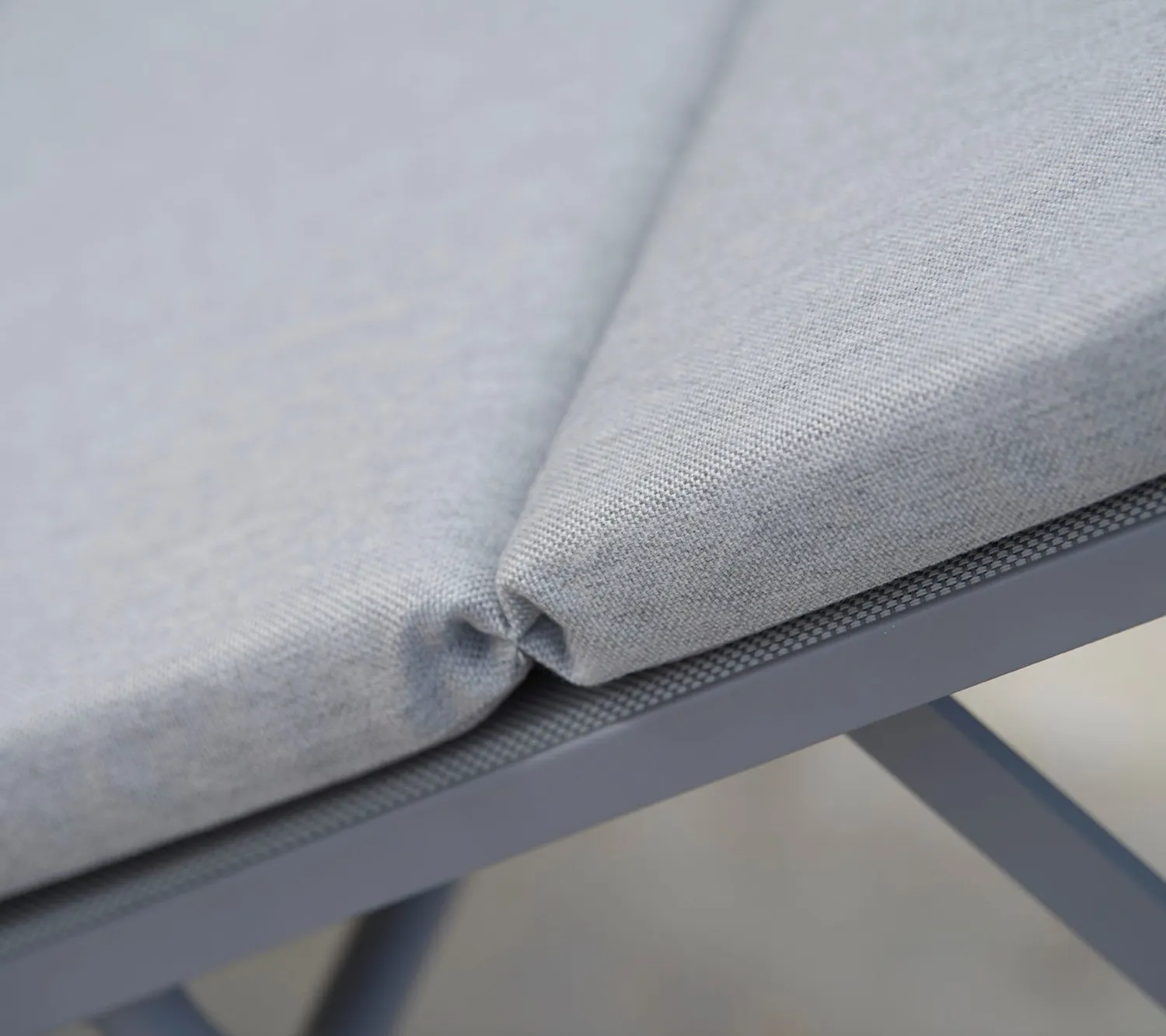 Cane-Line Relax solvogn grey tex