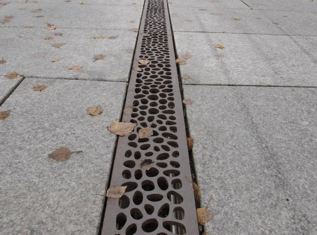 GH Form Water Cell linjeafvandingsrist SG-jern tung trafik