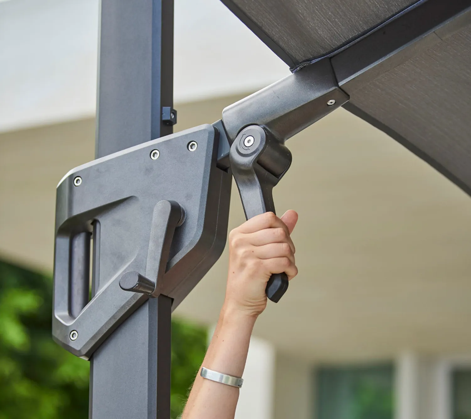 Cane-Line Hyde parasol 3x3 m taupe tilt