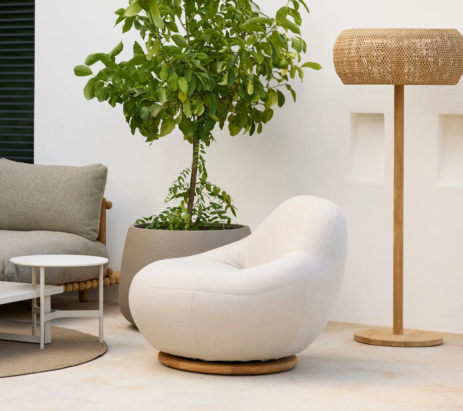 Cane-Line Illusion Glow standerlampe natural teak solar