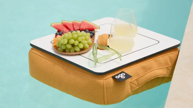 Ogo Forniture Tray Table bakkebord til terrasse og pool