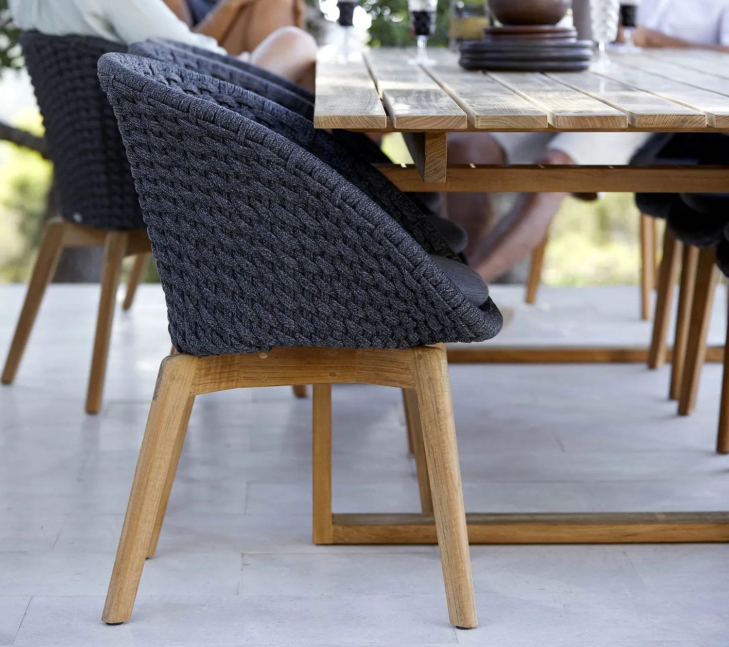 Cane-Line Peacock spisestol dark grey teak