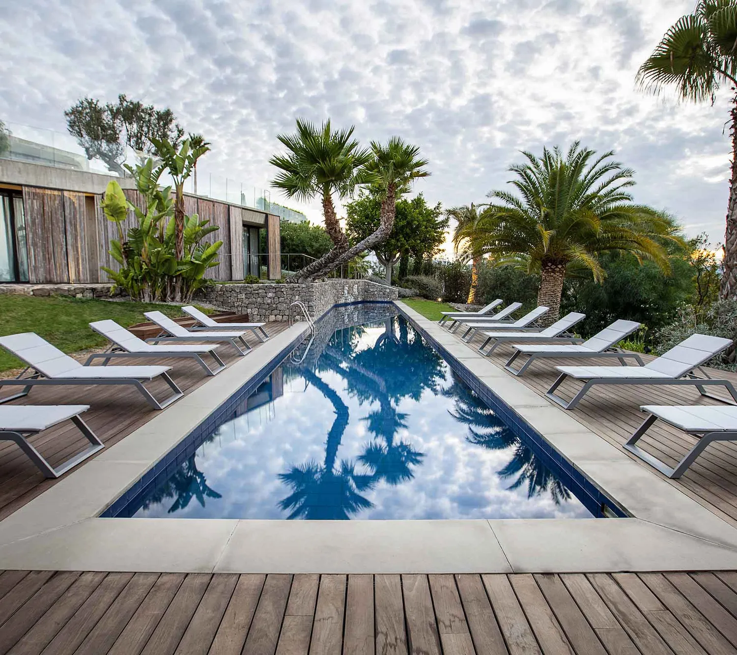 Cane-Line Siesta solvogn Lava grey Light grey stabelbar