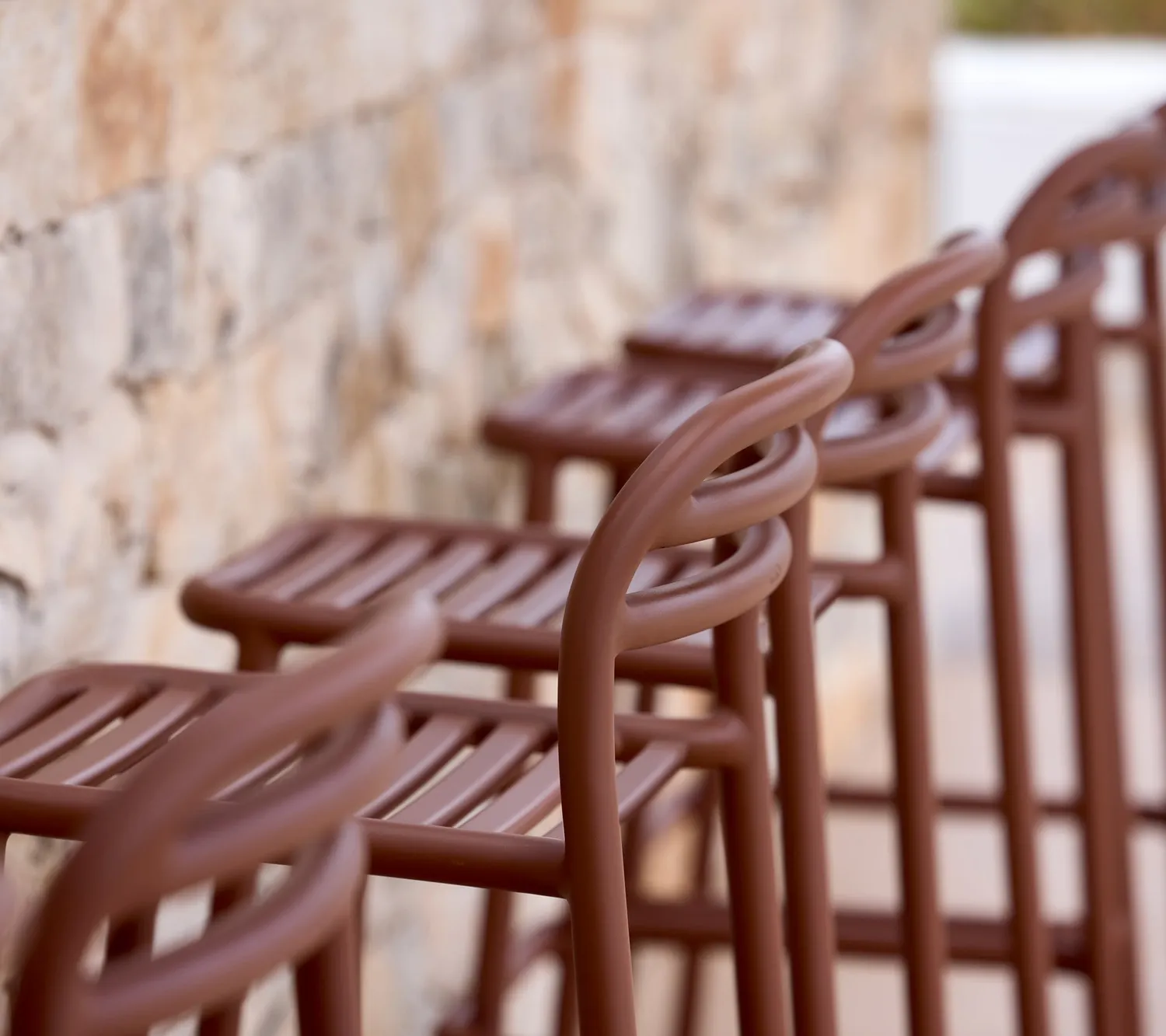 Cane-Line Bliss barstol aluminium mørkegrøn stabelbar