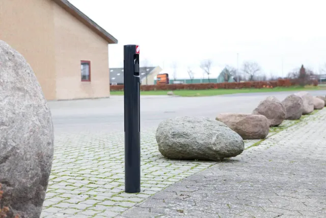GH Form Plaza brandpullert stål refleks