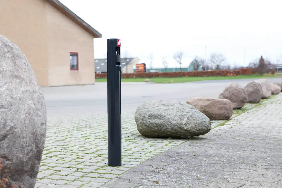 GH Form Plaza brandpullert stål refleks
