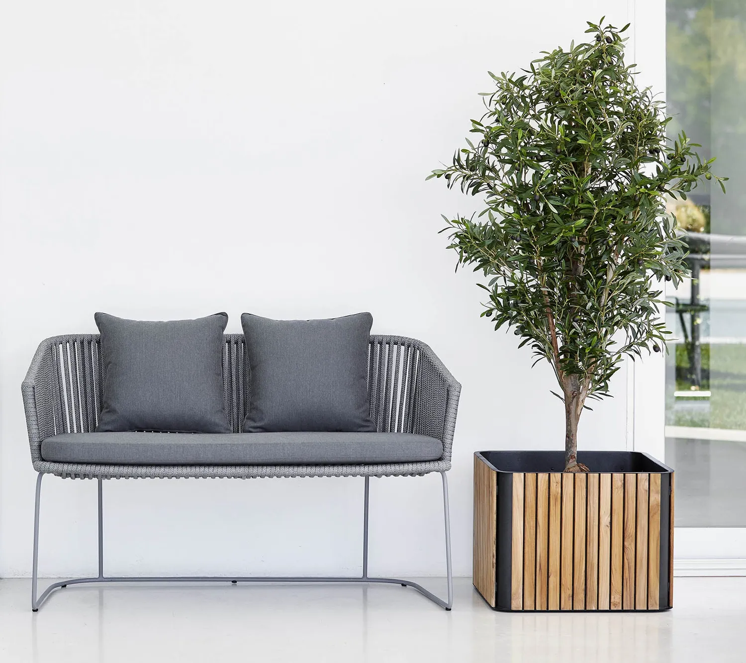 Cane-line Combine plantekasse teak lava grey aluminium