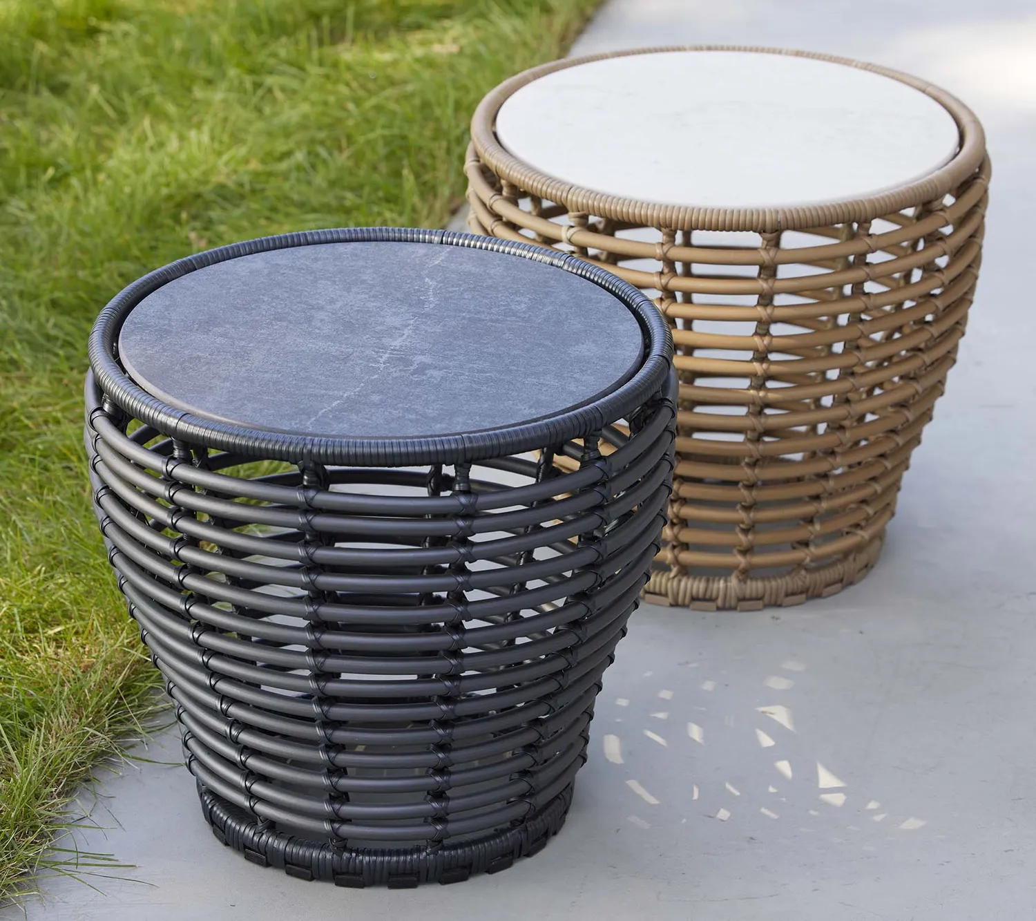 Cane-Line Basket sofabord lille natural keramik fossil black