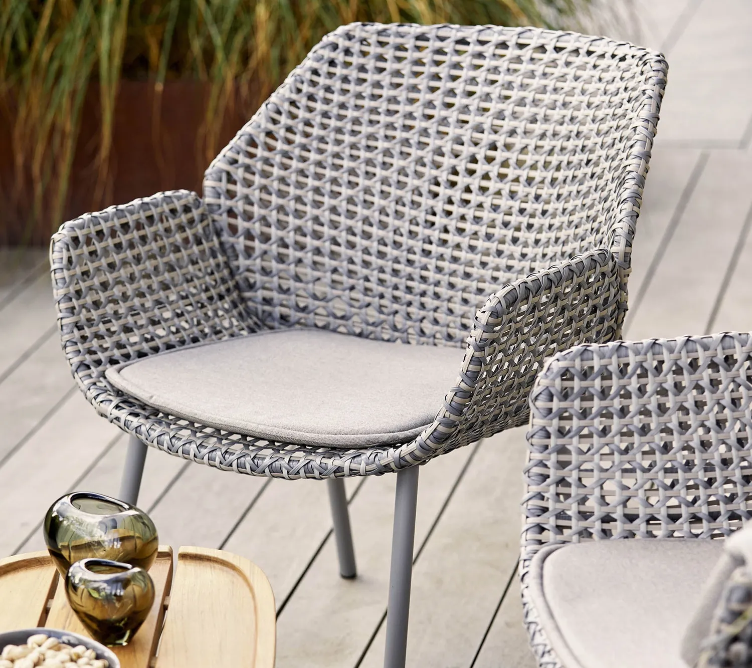 Cane-Line Vibe loungestol sort grafit weave