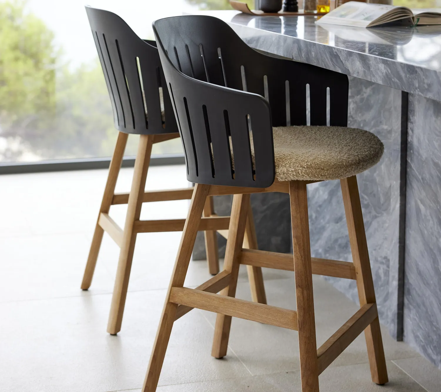 Cane-Line Choice counterstol black teak recycled