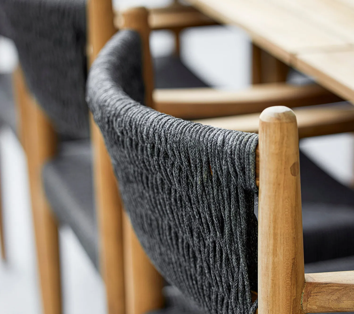 Cane-Line Royal spisebordsstol teak mørkegrå