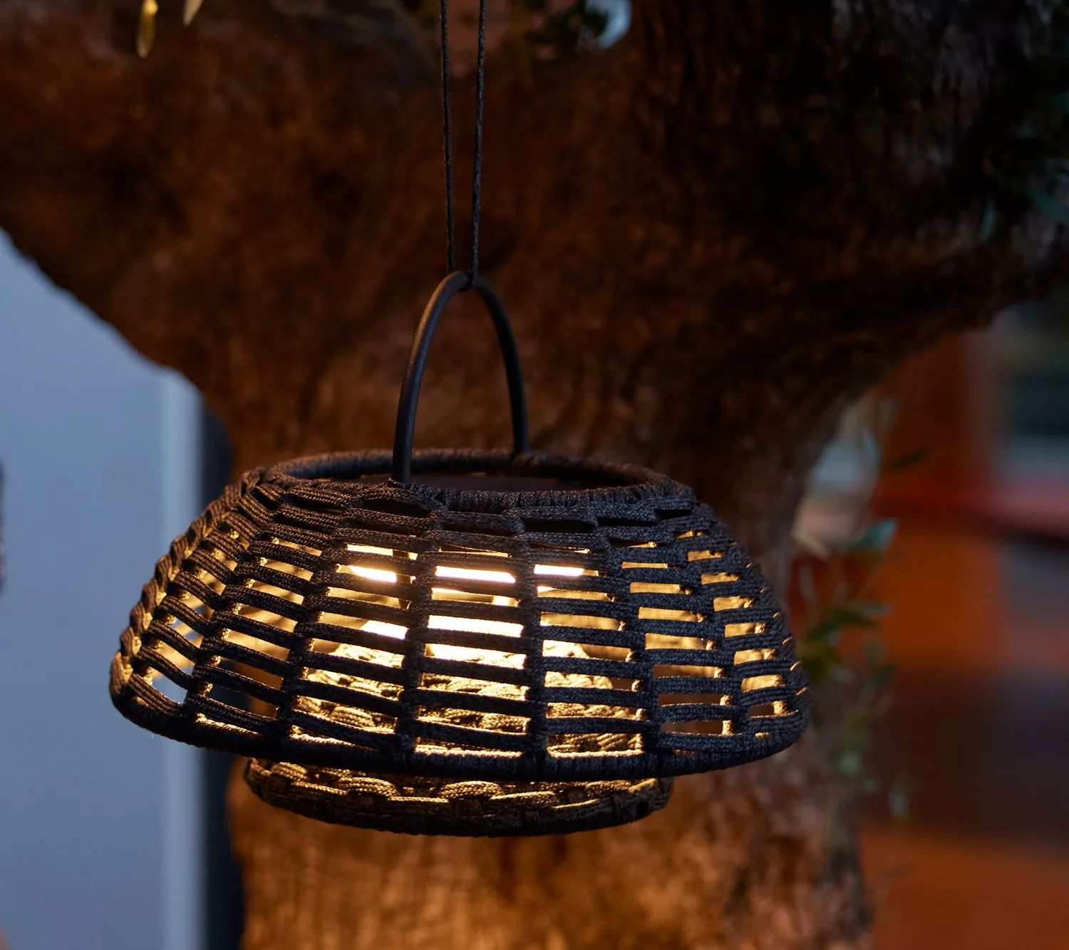 Cane-line Illusion hængelampe Dark Grey Solar LED
