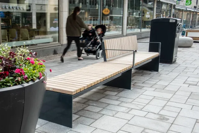 GH Form Mobilia Bænk 2 meter mahogni til haven