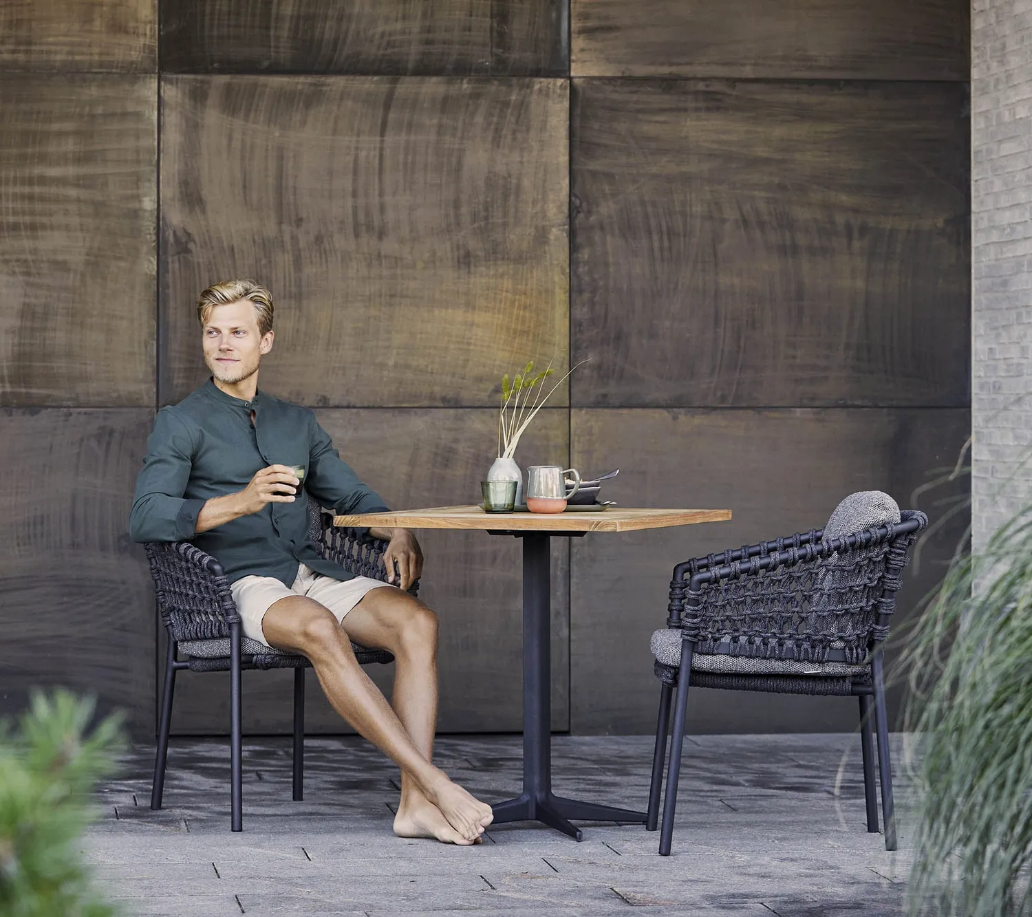 Cane-Line Drop cafébord 72x72 cm teak sand