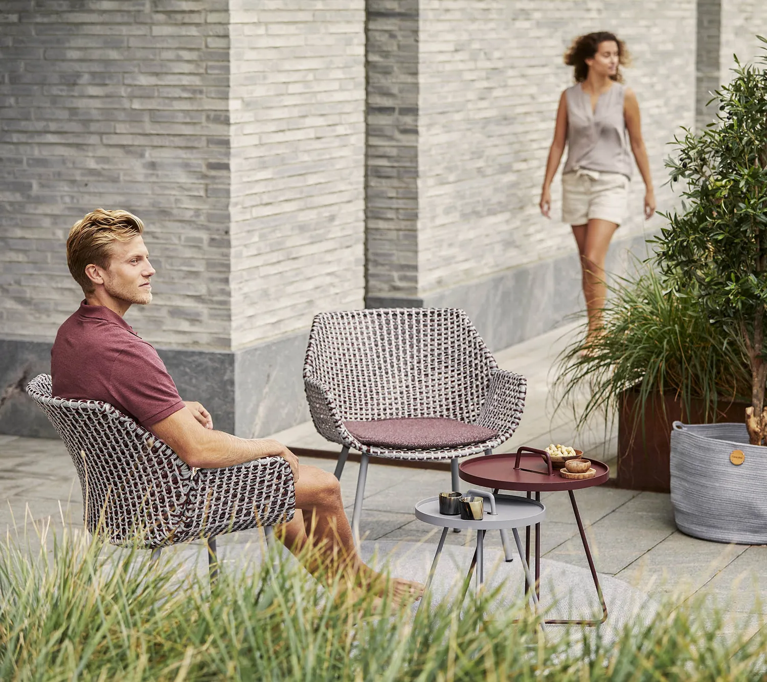 Cane-Line Vibe loungestol sort grafit weave