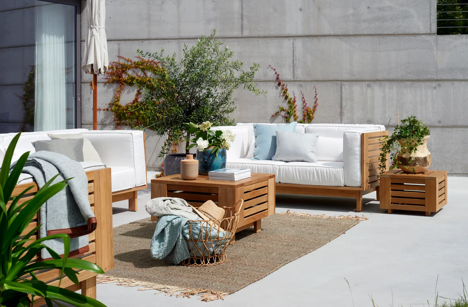 Skargaarden Skanör S loungebord i teak