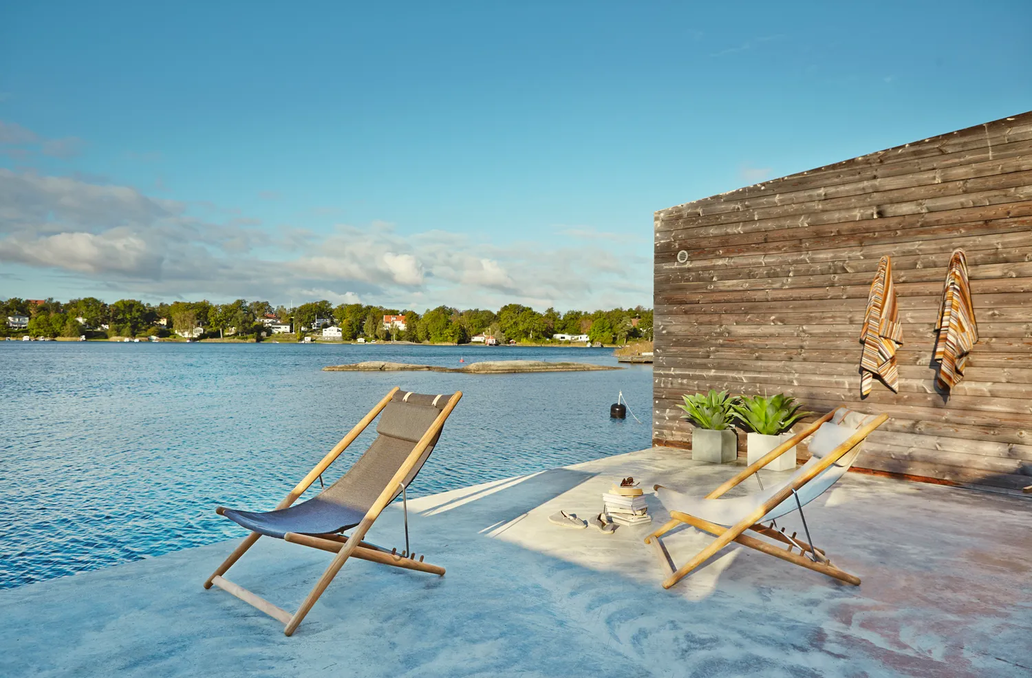 Skargaarden H55 loungestol i teak og stål
