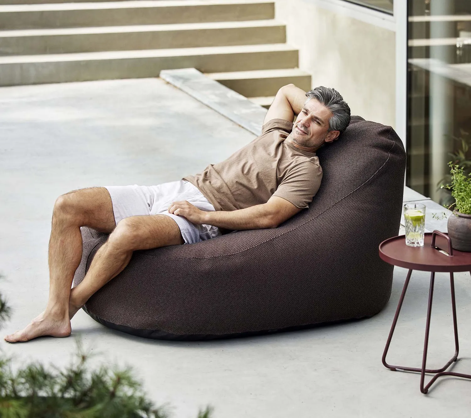 Cane-Line Cozy sækkestol mørk bordeaux Focus