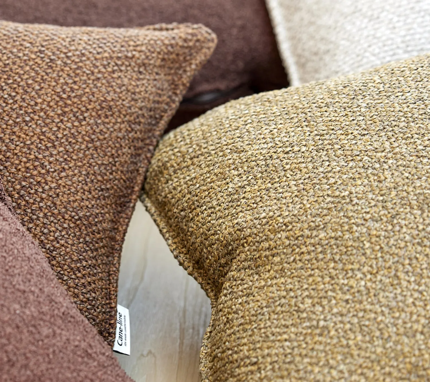 Cane-Line Rise pyntepude 60x60 cm Dark brown